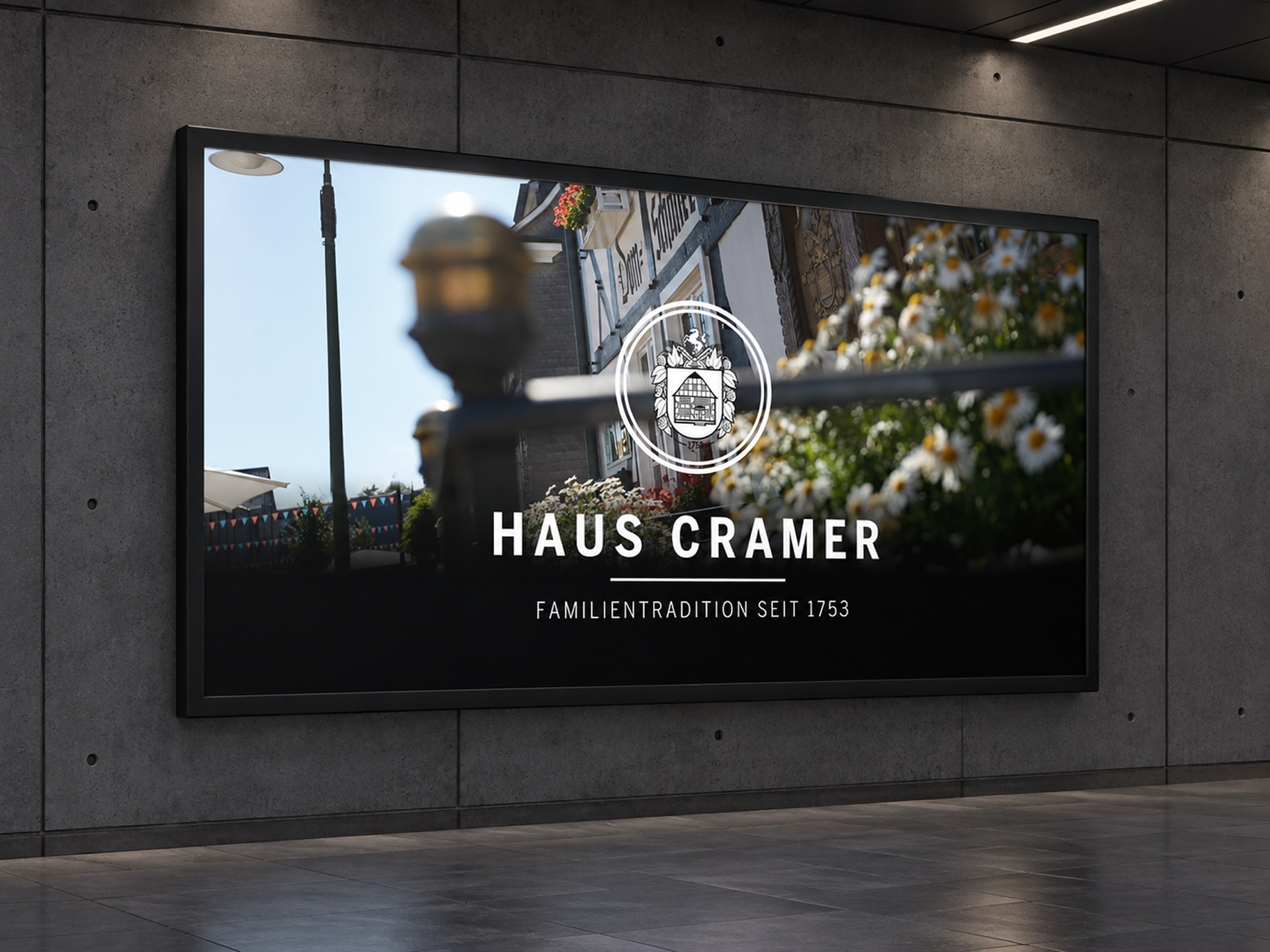 Haus Cramer — Out-of-Home-Plakatwand im öffentlichen Raum