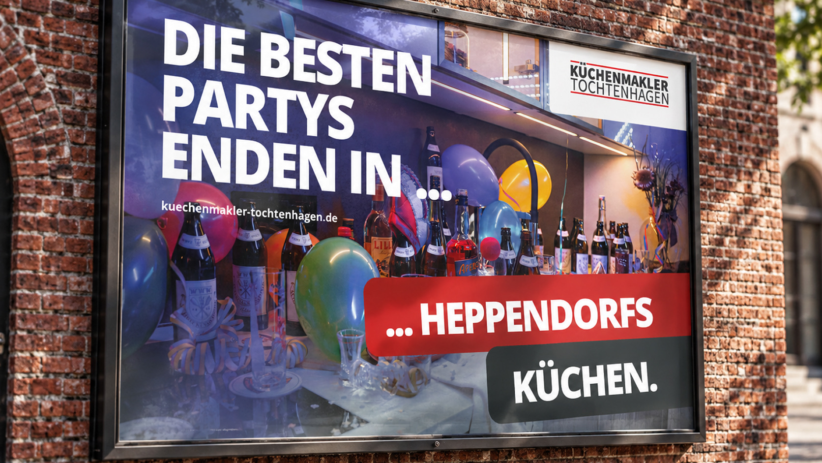 Küchenmakler Tochtenhagen — das fertige Out-of-Home-Plakat „Heppendorfs Küchen“ im Ort, Case-Study von digitalbynature