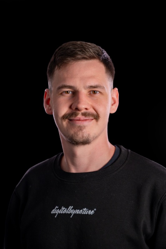 Alexander — Unit Lead Creation · UX/UI Designer